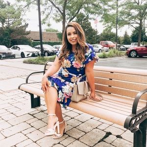 Meet your Posher, Thania